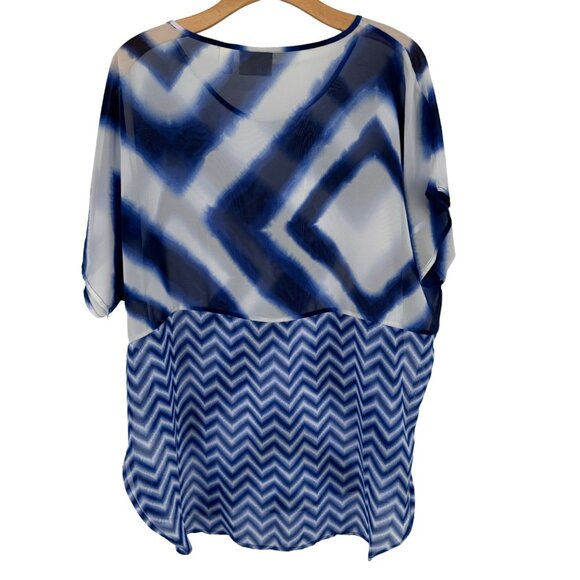 Chico's 2 Women's semi Sheer Blue White Geometric Print Tunic Top Size large - Picture 7 of 9